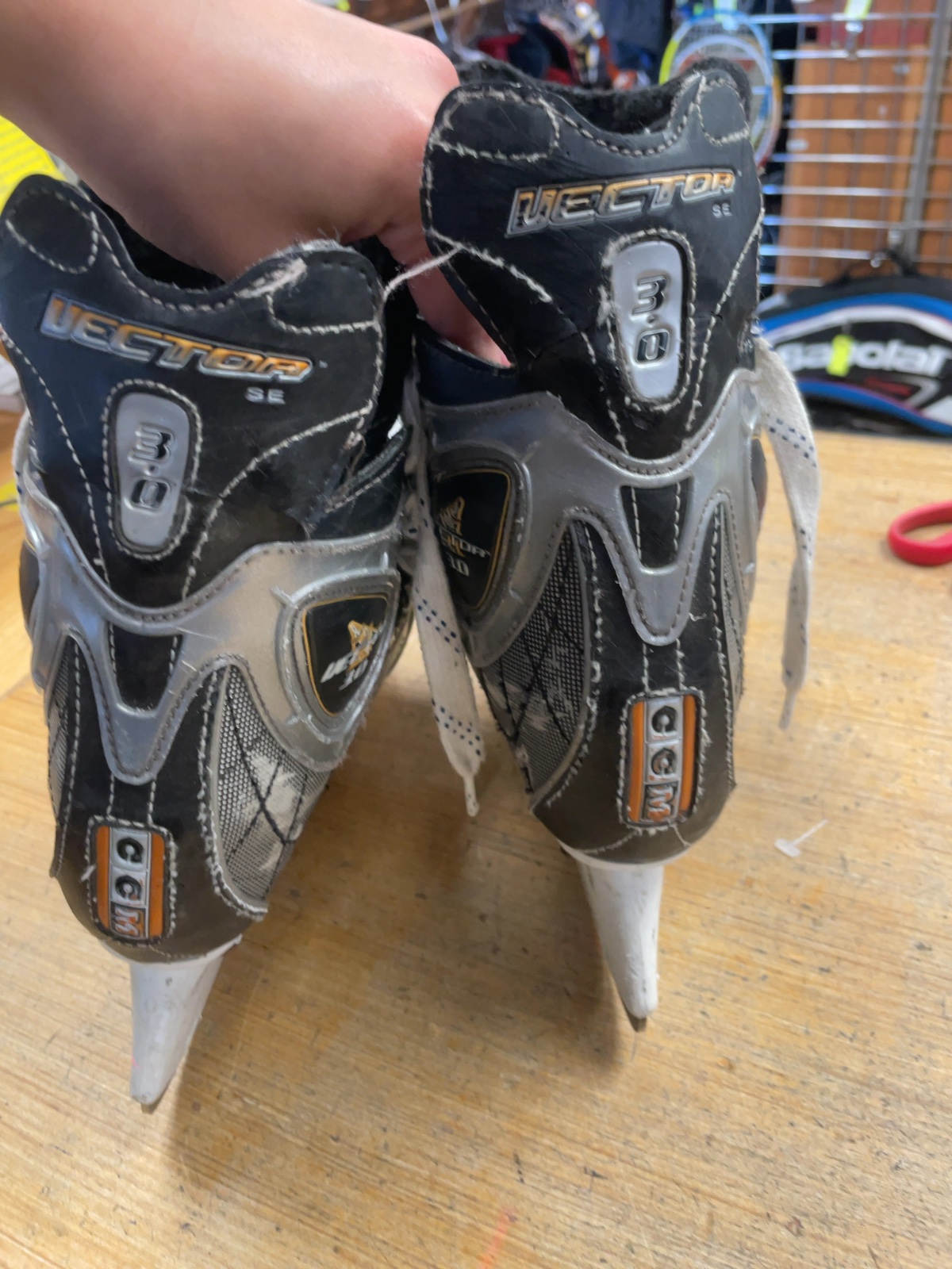 CCM Vector 3.0 Size 5.5 Hockey Skates