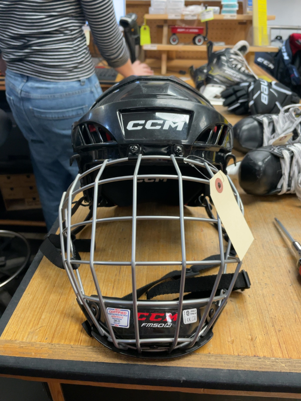 CCM XT20 Size M Hockey Helmet Black
