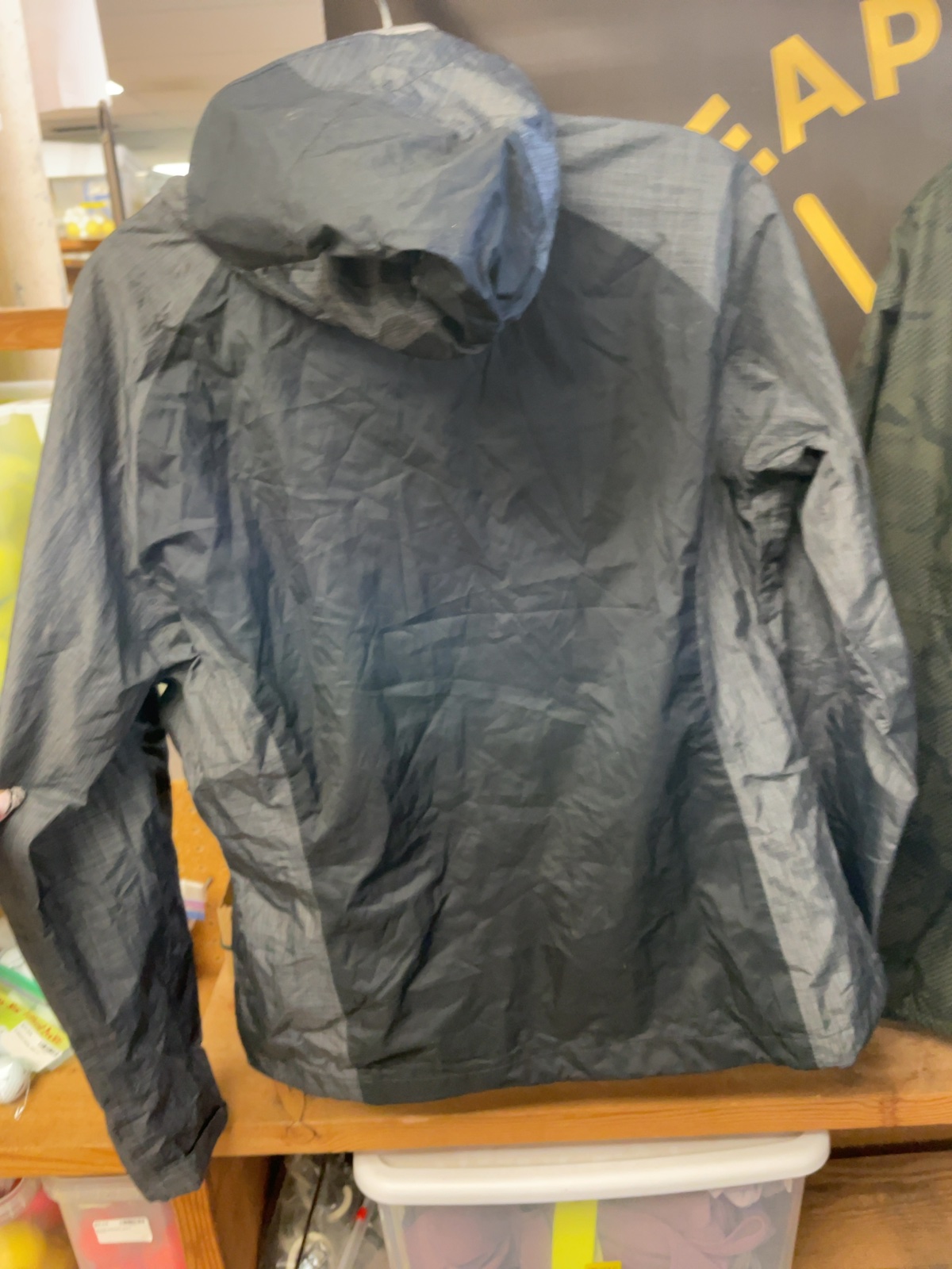 Columbia Omni-Heat Size L Black Rain Jacket