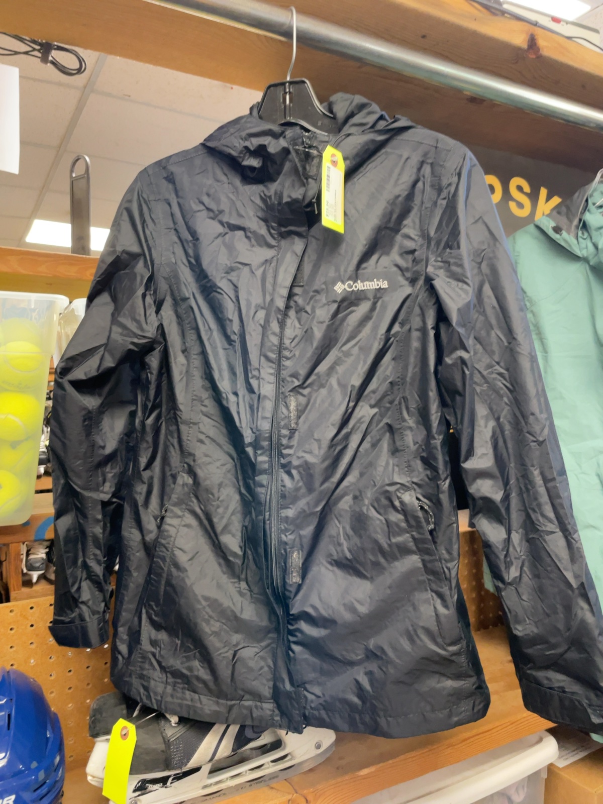 Columbia Omni-Tech Size XS Black Rain Jacket