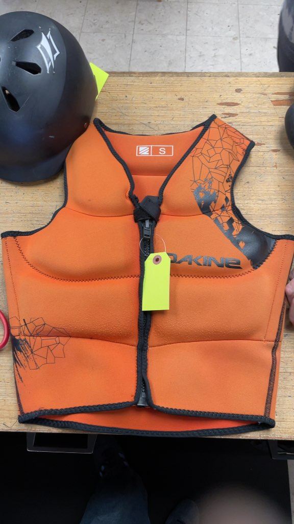 Dakine Impact Vest - Size Small