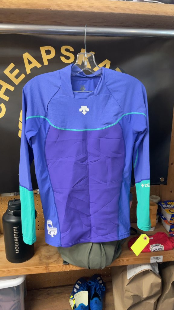Descente Men's Medium Surf Shirt
