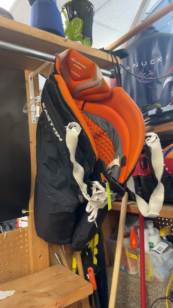 Easton Mako Senior Hockey Pants - Large - Black/Orange