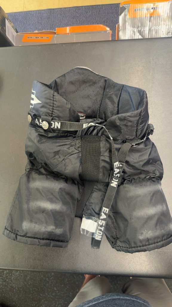 Easton Spine Tec Youth Hockey Pants Black Used Youth Medium
