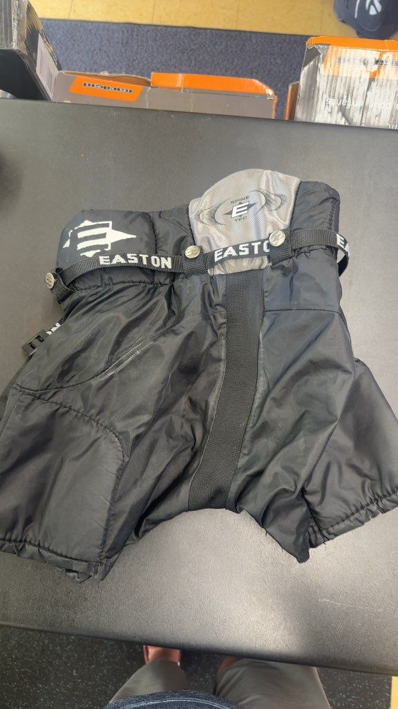 Easton Spine Tec Youth Hockey Pants Black Used Youth Medium