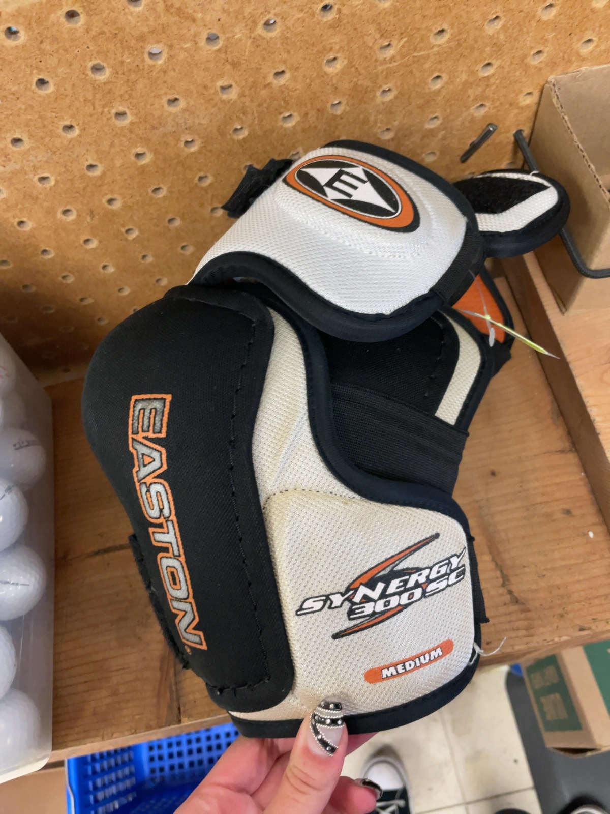 Easton Synergy 300 SC Medium Hockey Elbow Pads