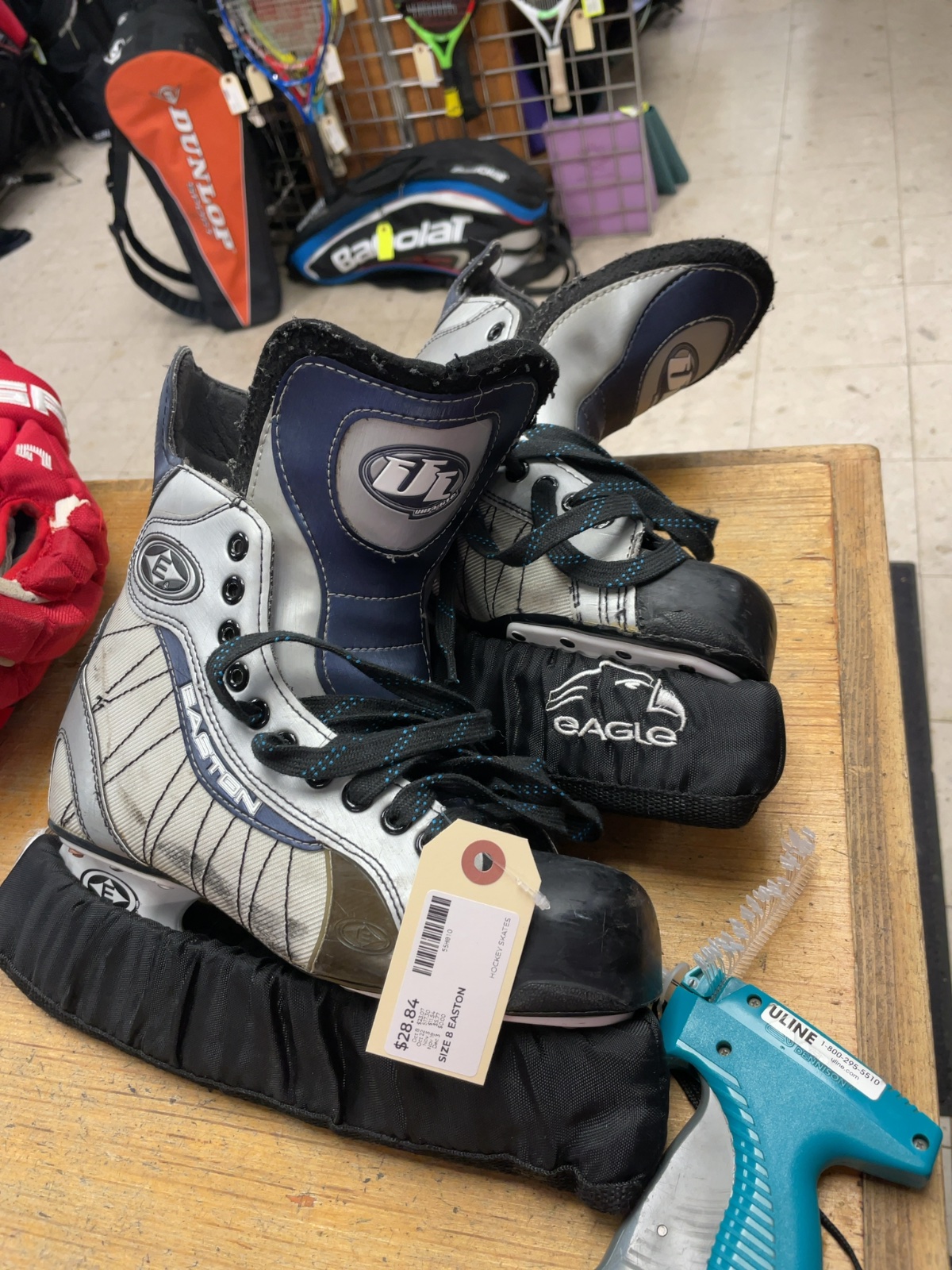 Easton Ultra Lite Size 8 Hockey Skates