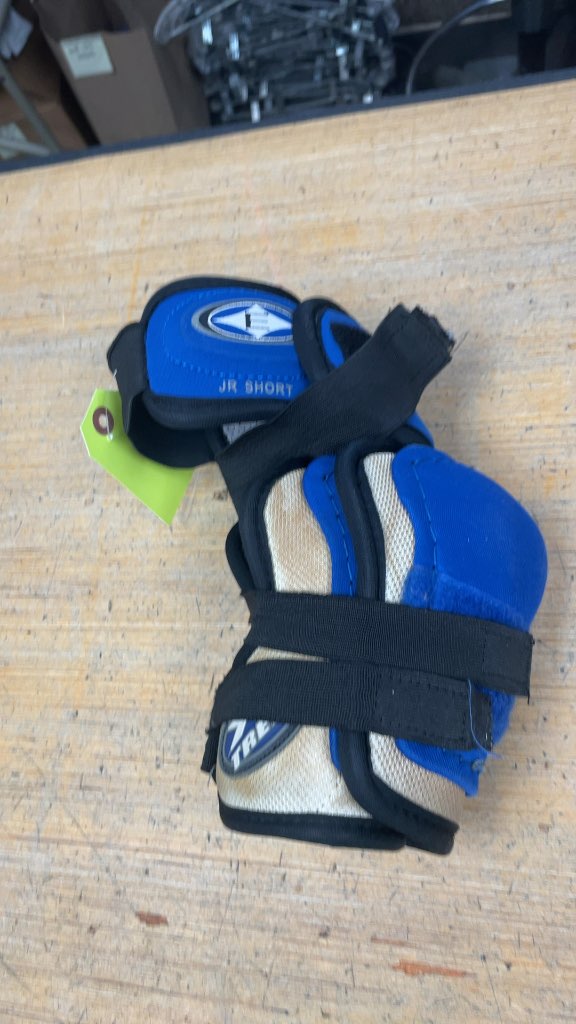 Easton X-Treme Junior Short Hockey Elbow Pads