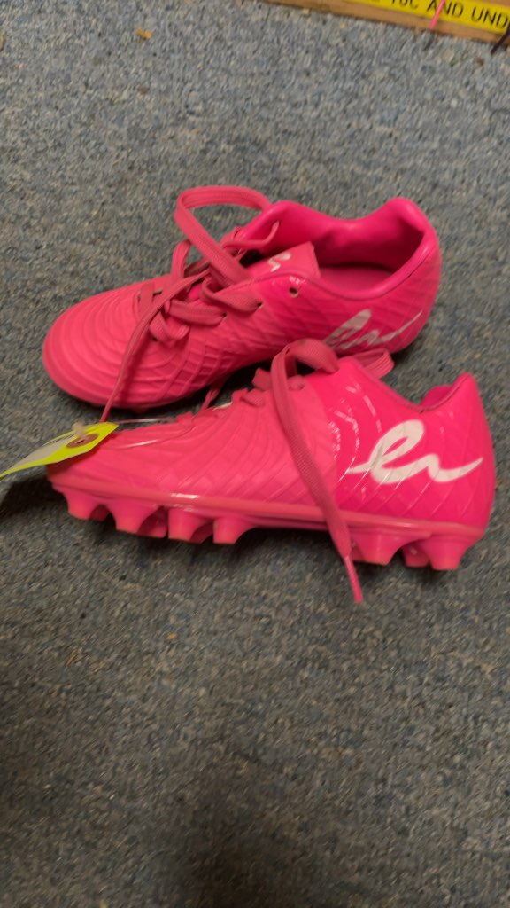 Eletto Pink/White Soccer Cleats - Size 1