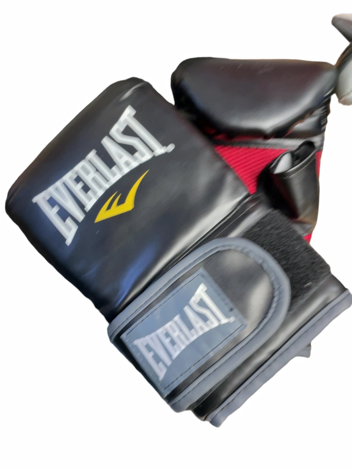 Everlast Boxing Gloves Black/Red - image 1