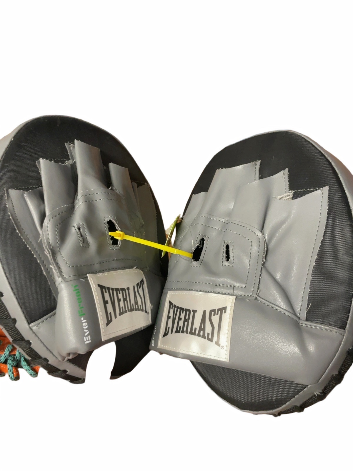 Everlast Boxing Pads Grey - image 1
