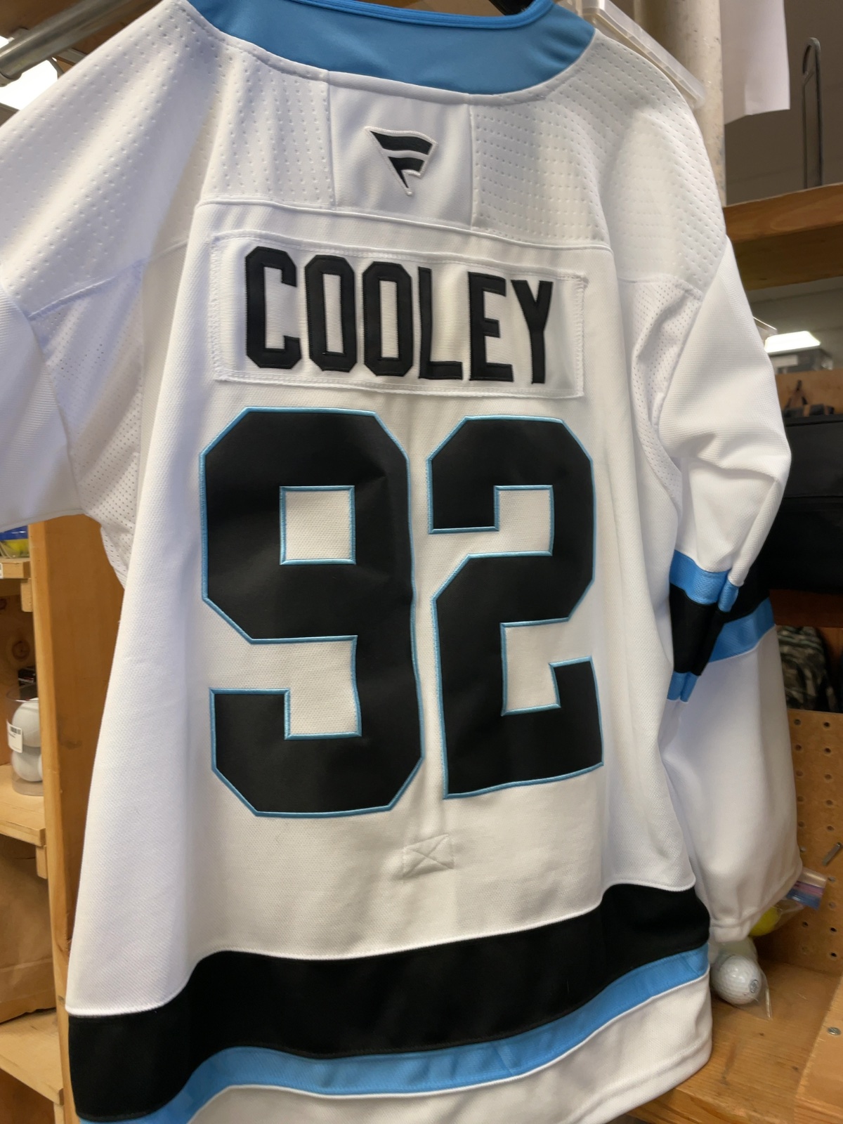 Fanatics Utah Hockey Club Logan Cooley #92 Size Large Away Jersey