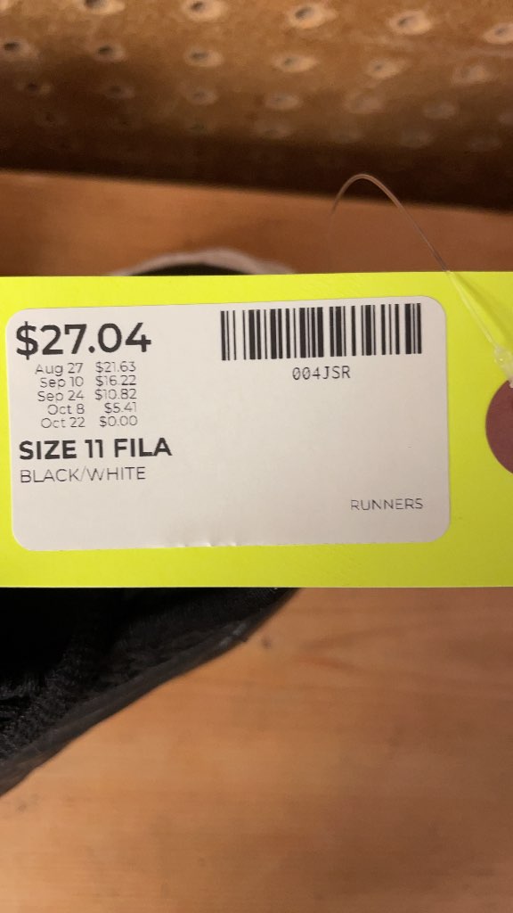 Fila Runners Size 11 Black/White