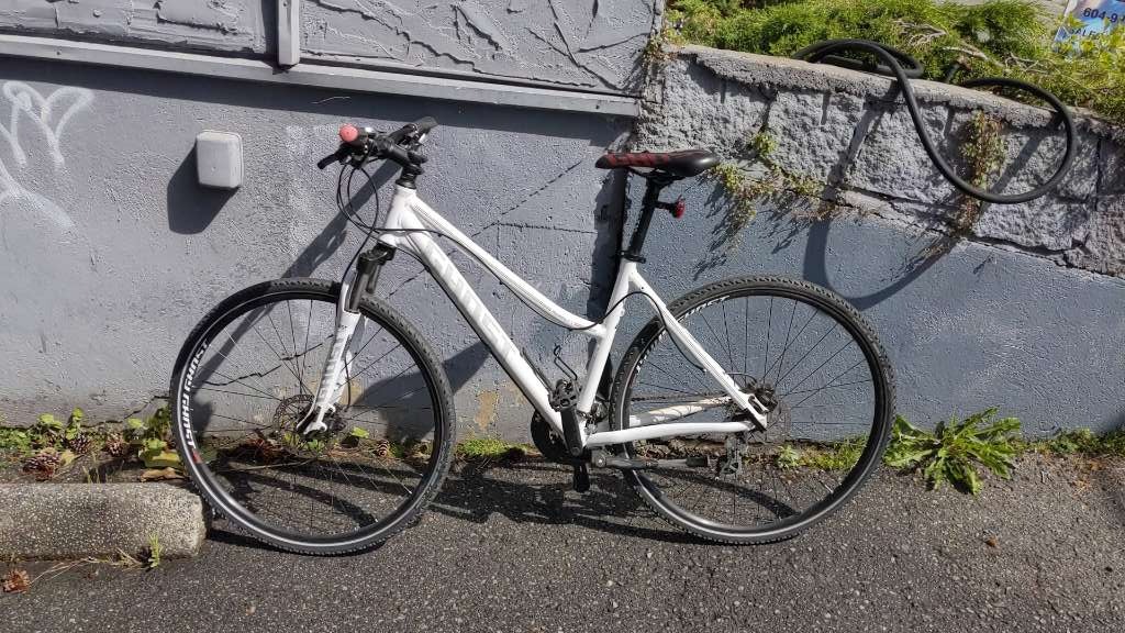 Ghost Hardtail Hybrid Mountain Bike White Good Condition
