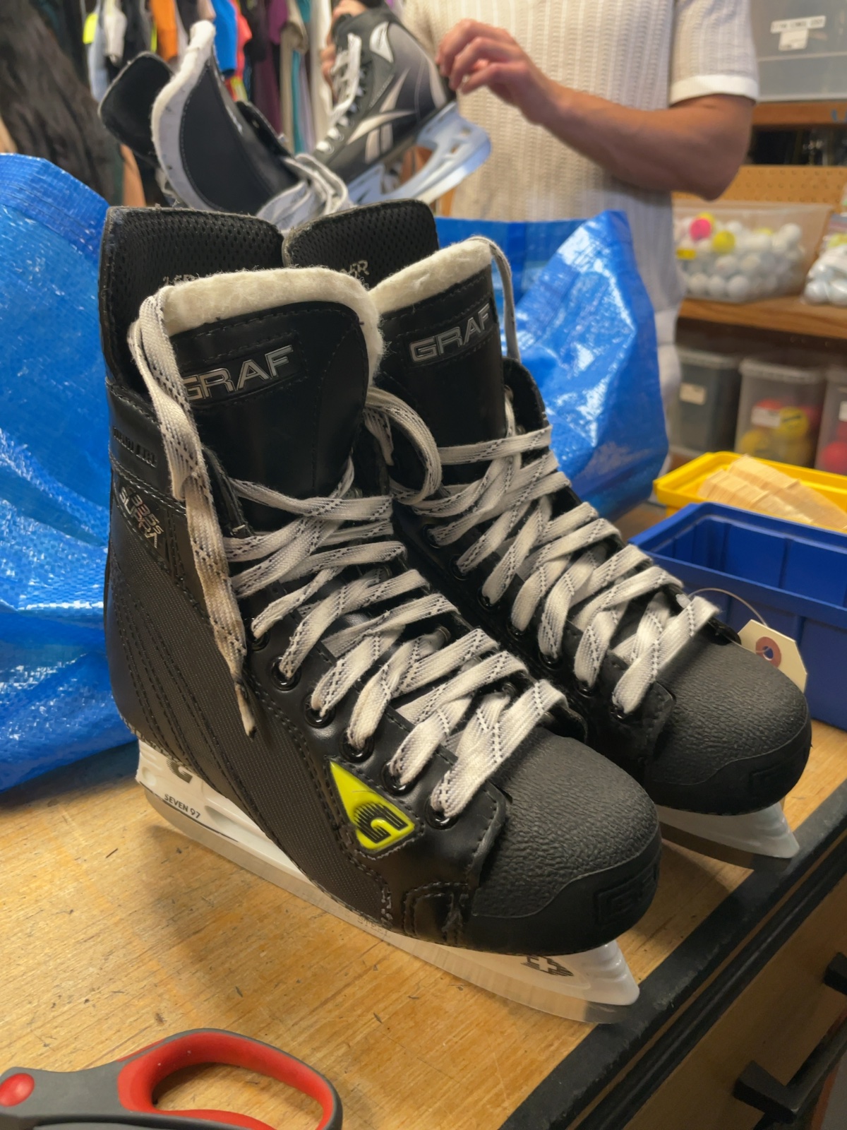 Graf Supra 335S Size 3.5R Hockey Skates