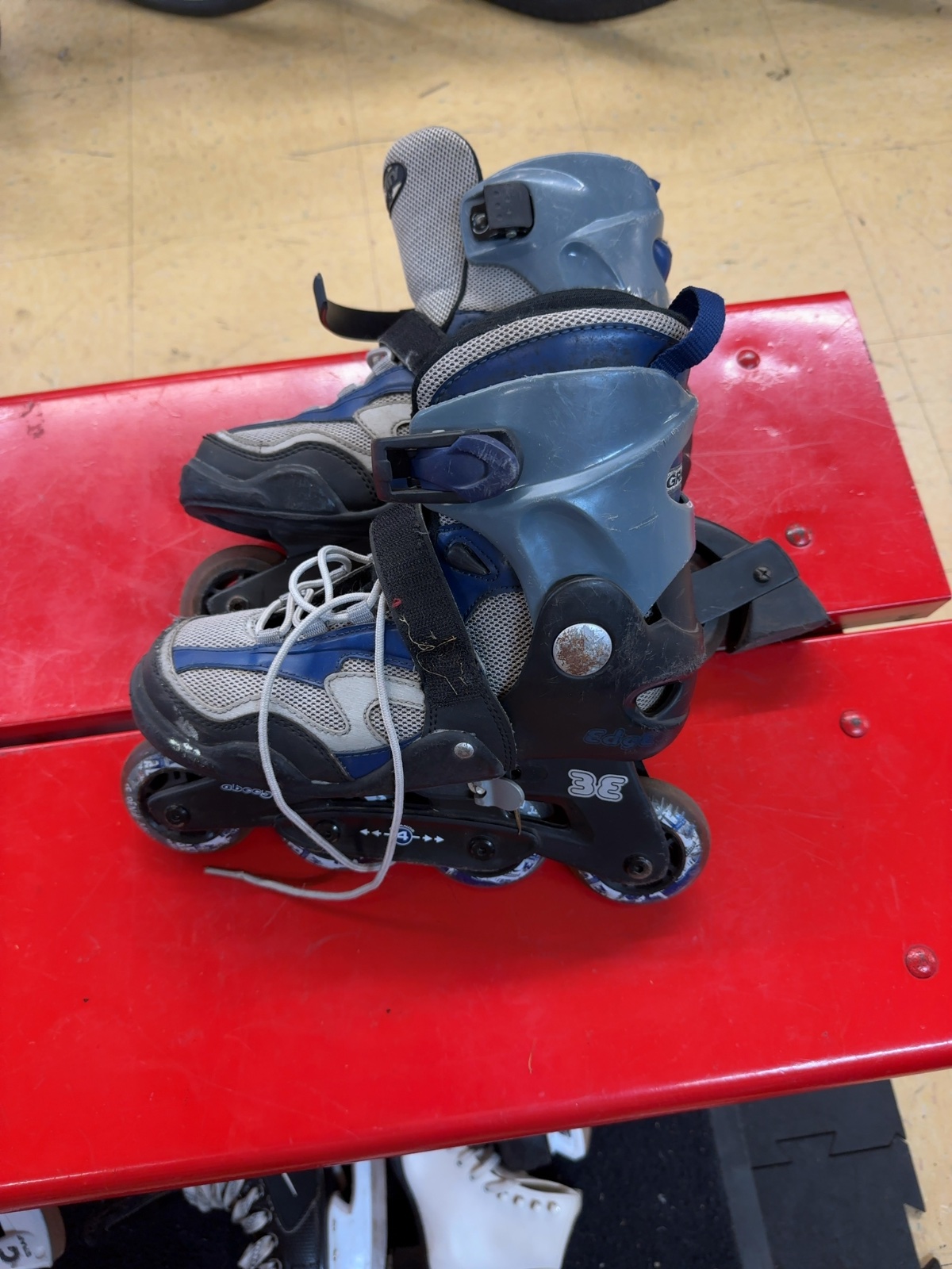 Gravity Edge 3E Adjustable Inline Skates - Size 3-6