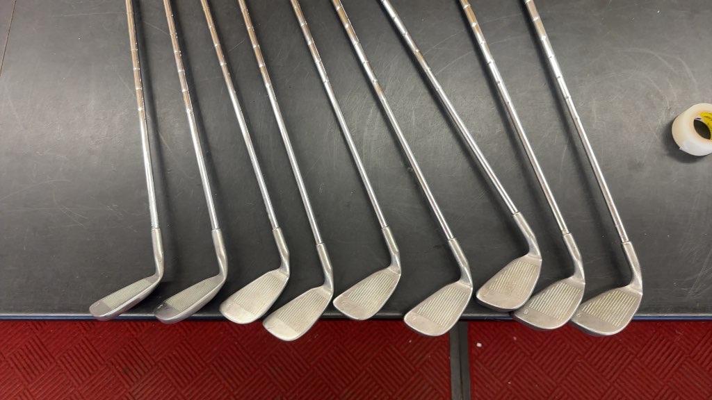 Gull Wing Iron Golf Club Set 3-9 S L Regular Flex Used
