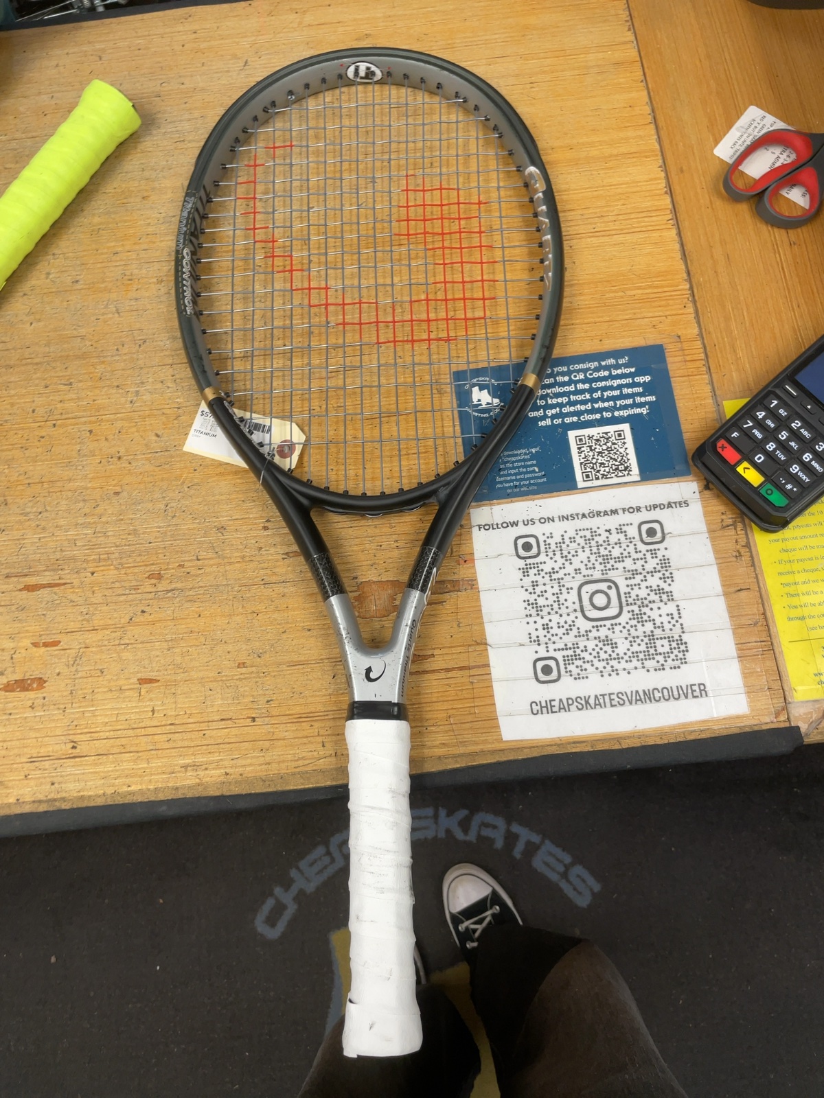 Head Quartz Titanium 265 Tennis Racquet