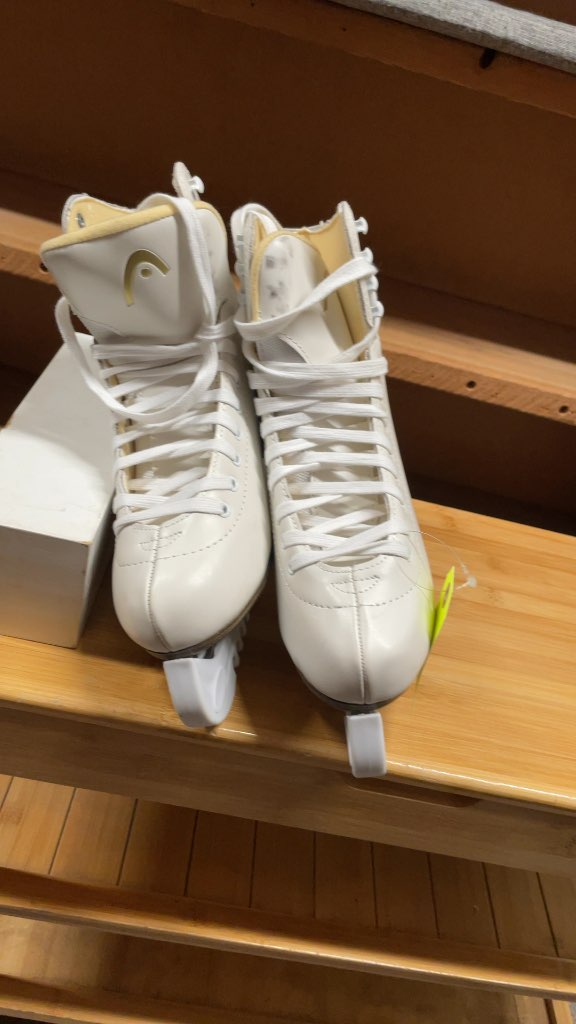 Head White Figure Skates Size 9