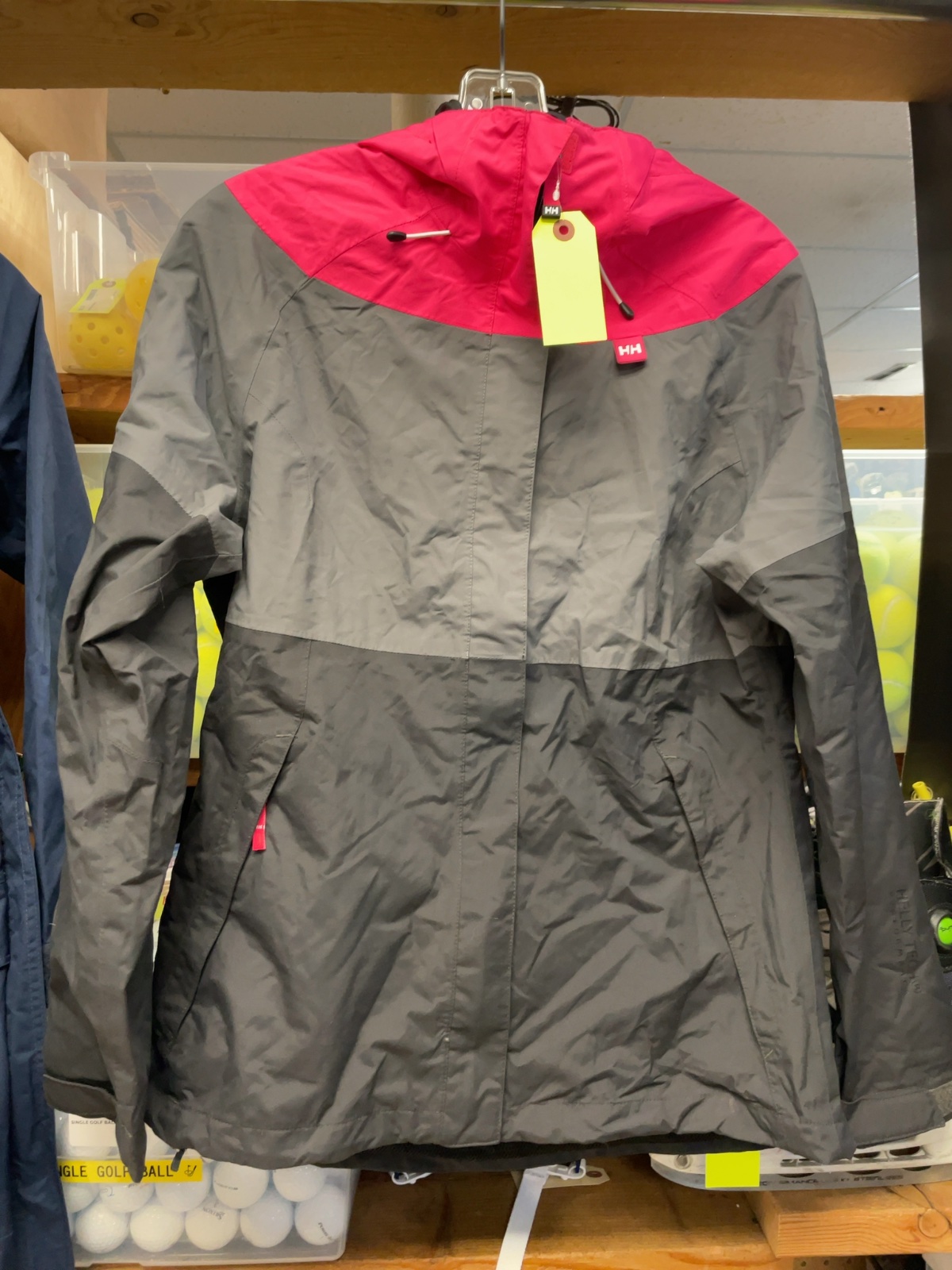 Helly Hansen HellyTech Performance Size Large Pink/Grey Rain Jacket