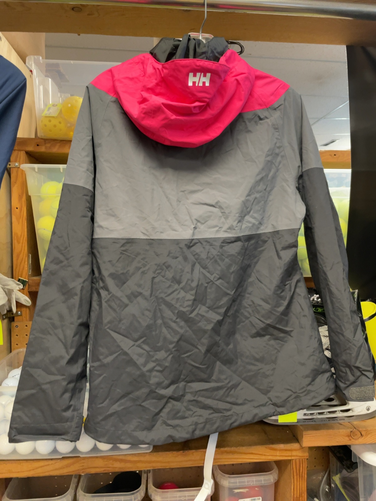 Helly Hansen HellyTech Performance Size Large Pink/Grey Rain Jacket