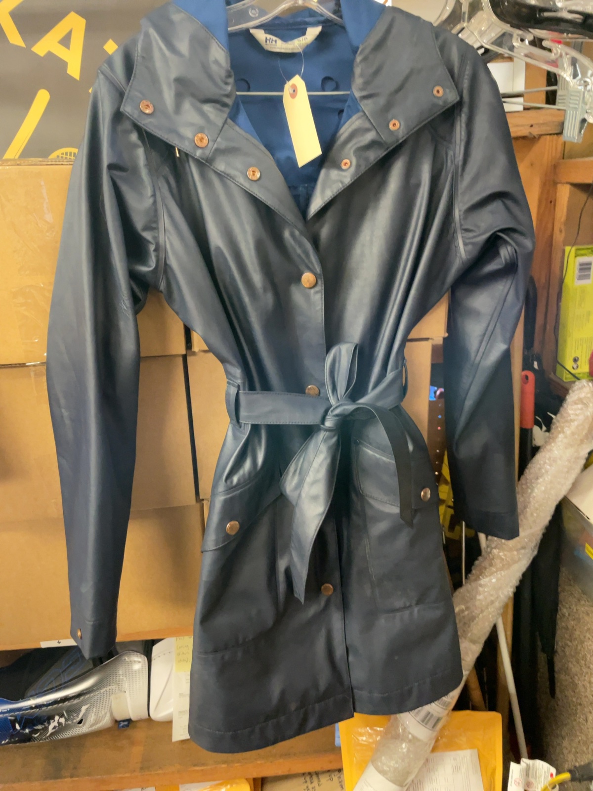 Helly Hansen Navy Belted Rain Jacket Size Small