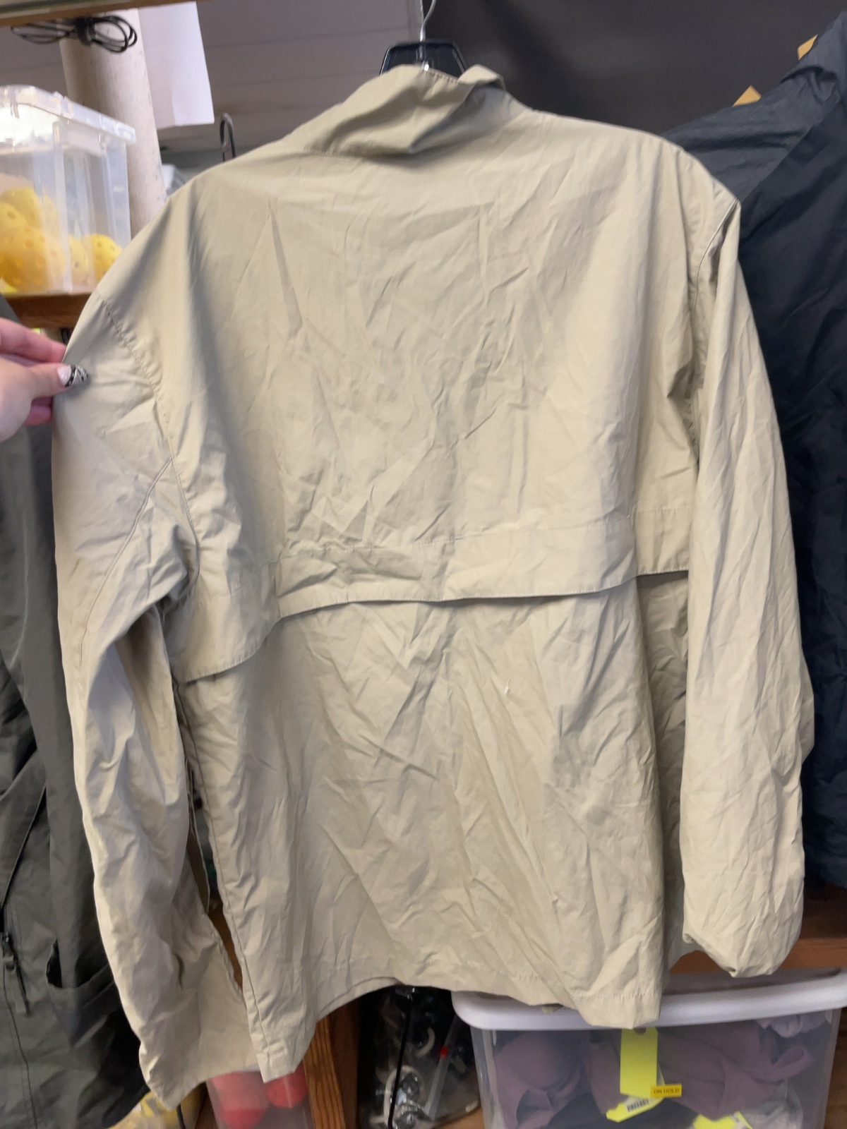 Helly Hansen Rain Jacket Size L Tan