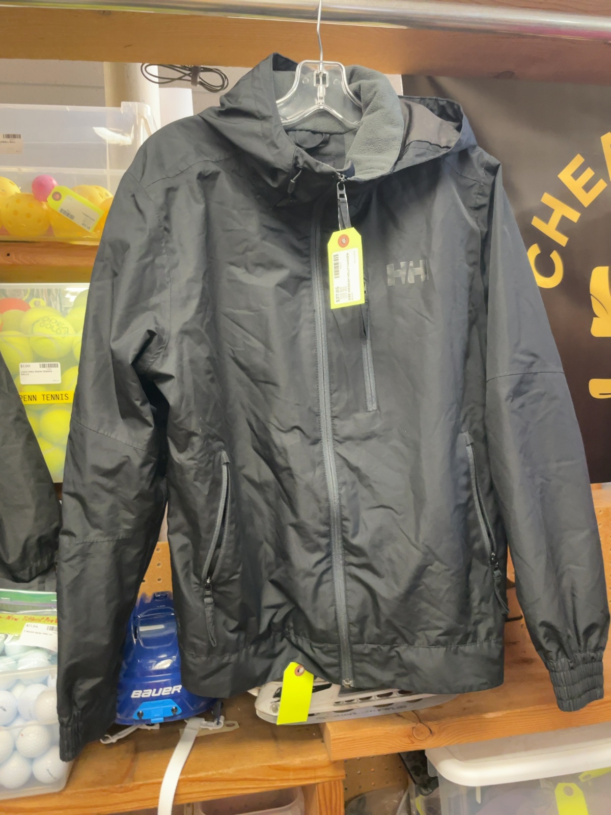 Helly Hansen Rain Jacket Size Medium Black