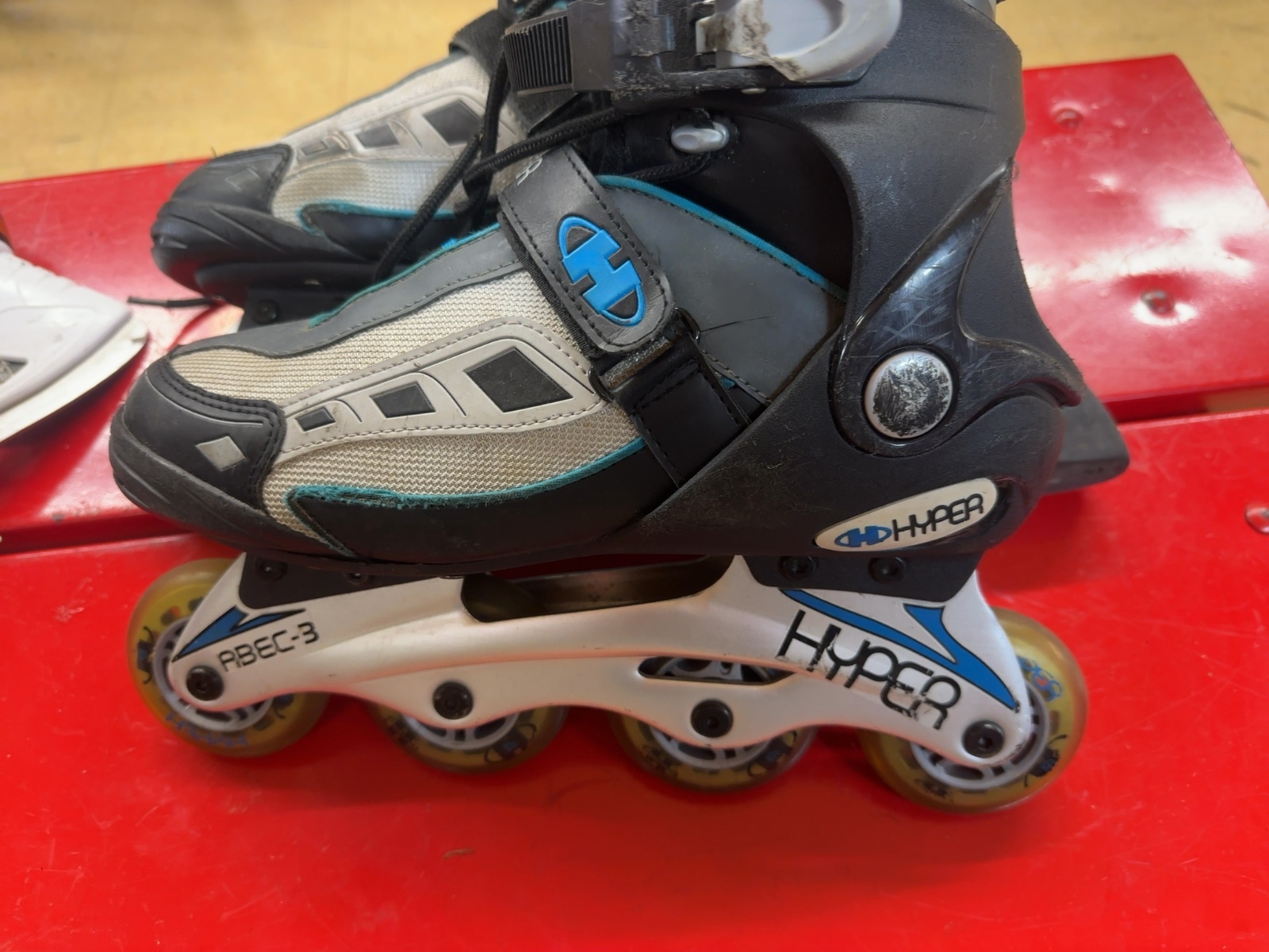 Hyper Inline Skates Size 7