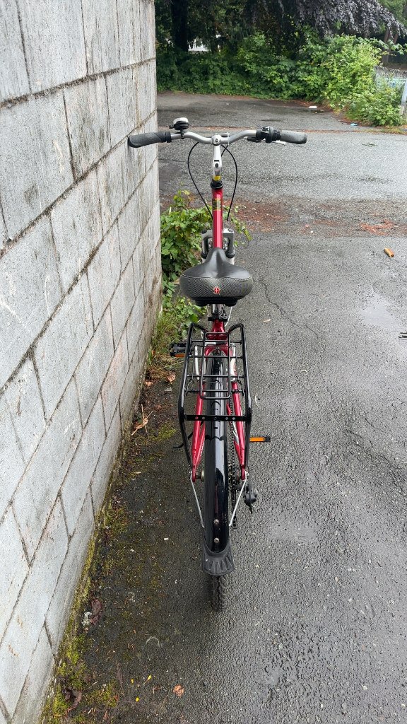 Infinity Boss H-Four Hybrid Bike Red Used
