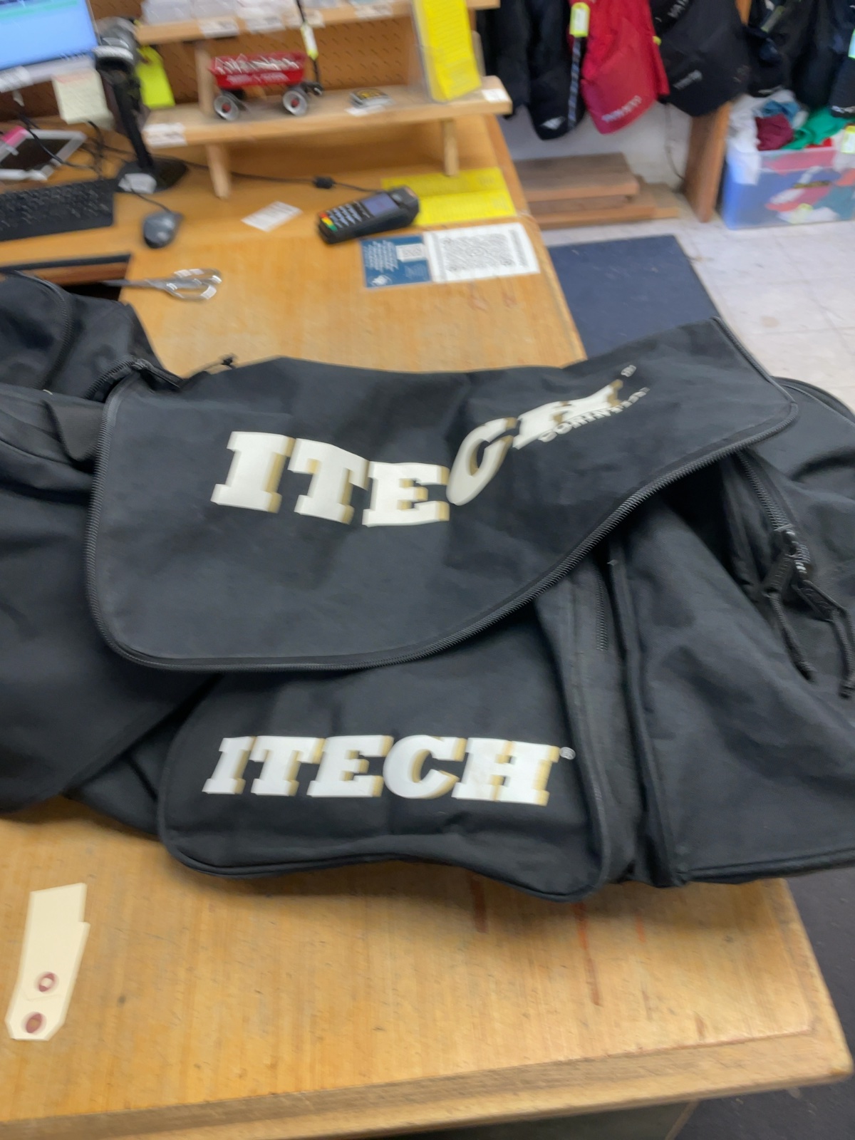 Itech Hockey Bag Black/Gold