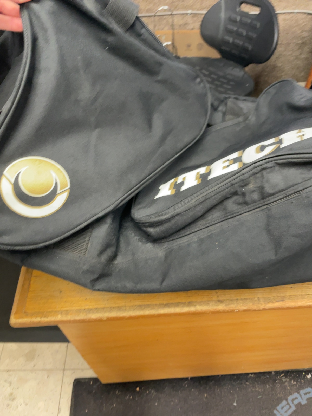 Itech Hockey Bag Black/Gold
