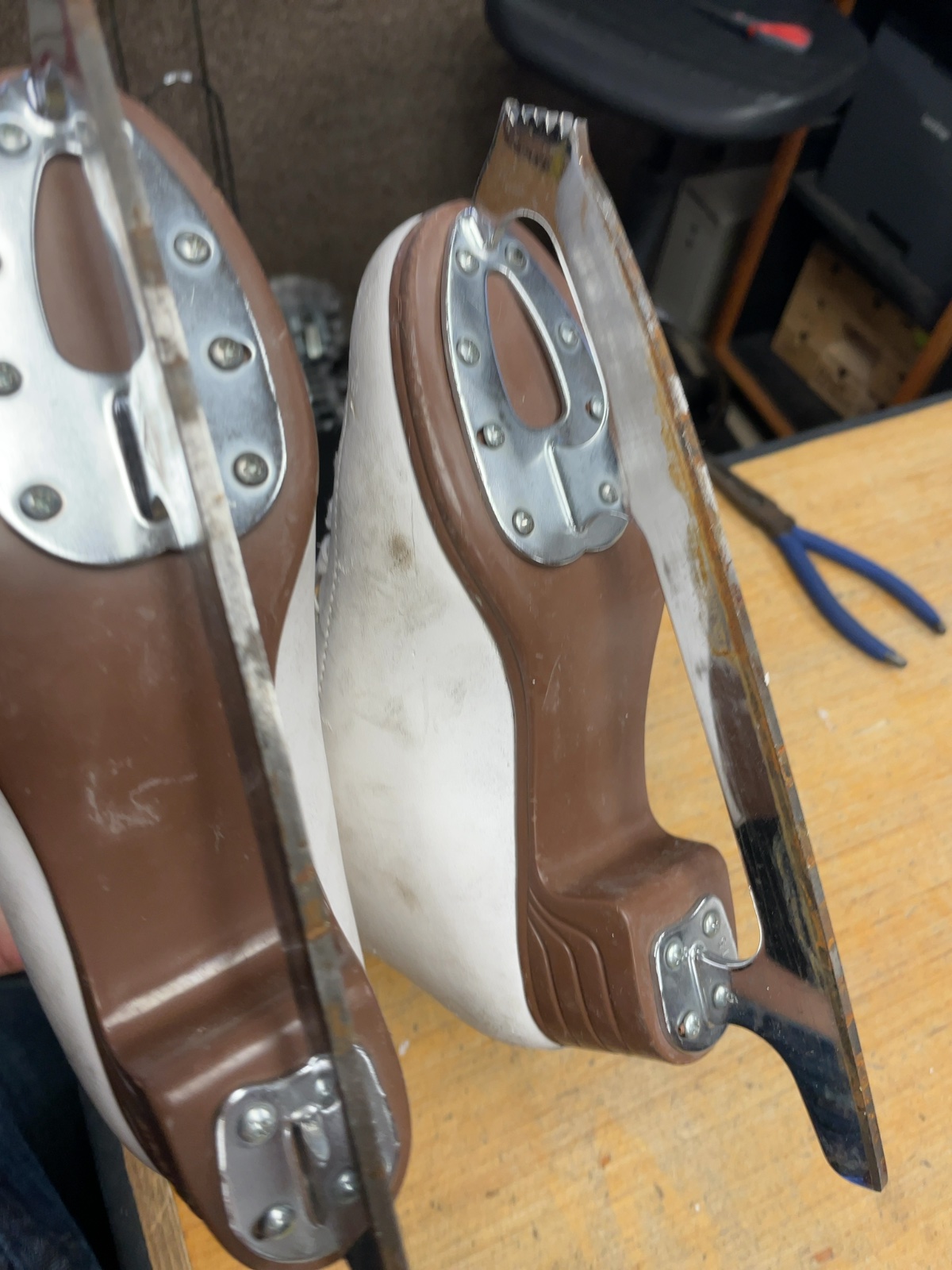 Jackson Artiste Size 4.5 Figure Skates