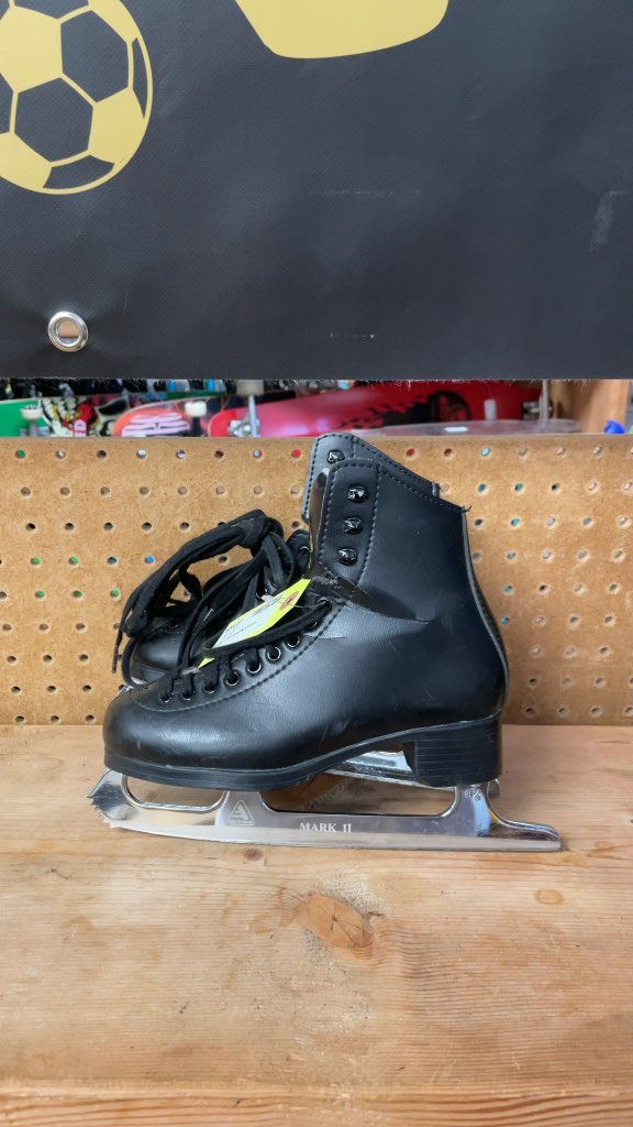 Jackson Excel Figure Skates - Size 1 - Black