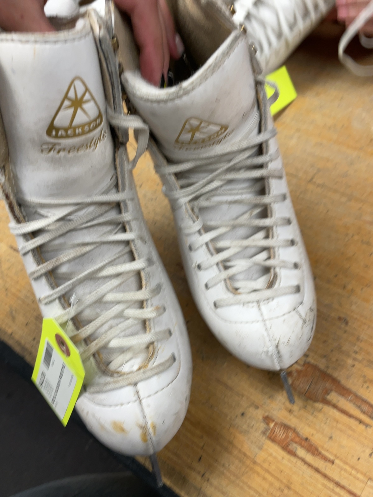 Jackson Freestyle Size 5.5 White Figure Skates