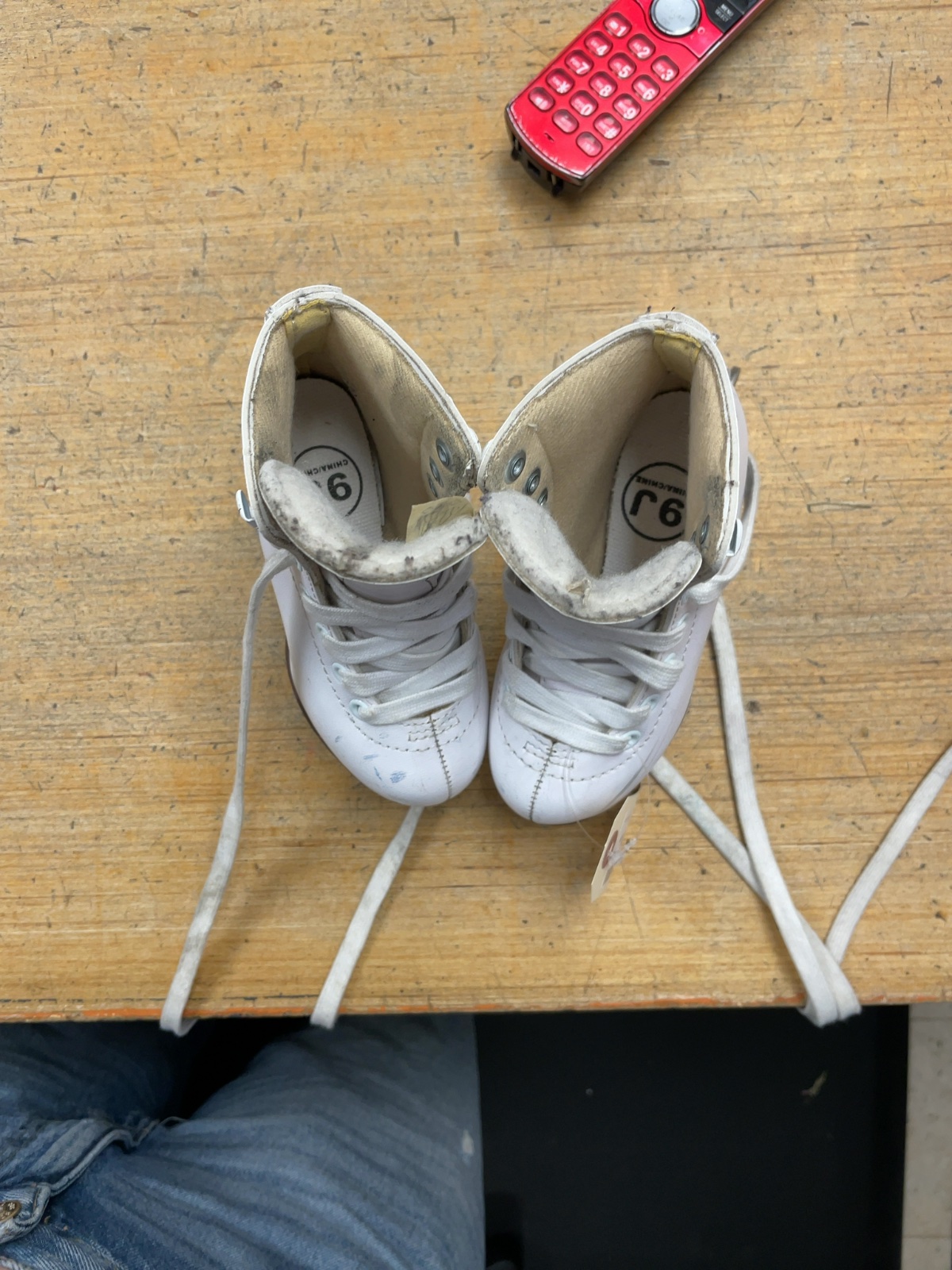 Jackson Glacier 120 9J White Figure Skates