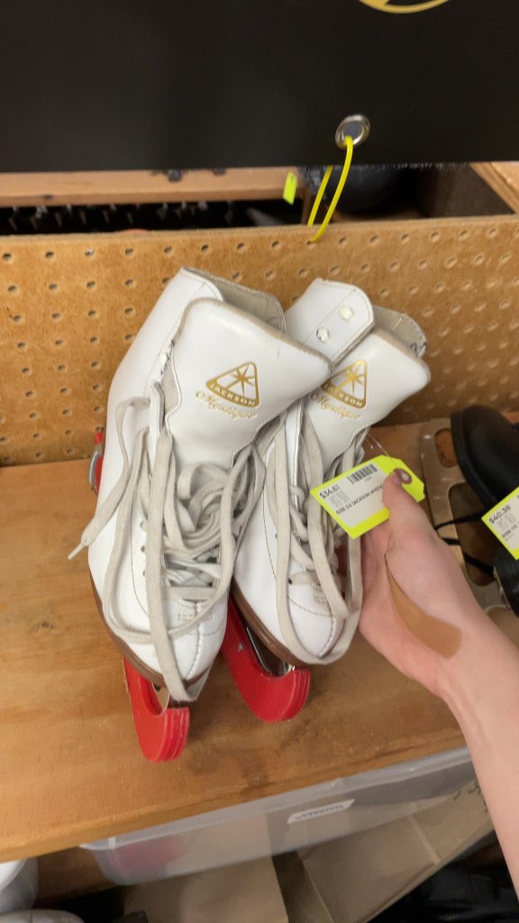 Jackson Mystique Figure Skates