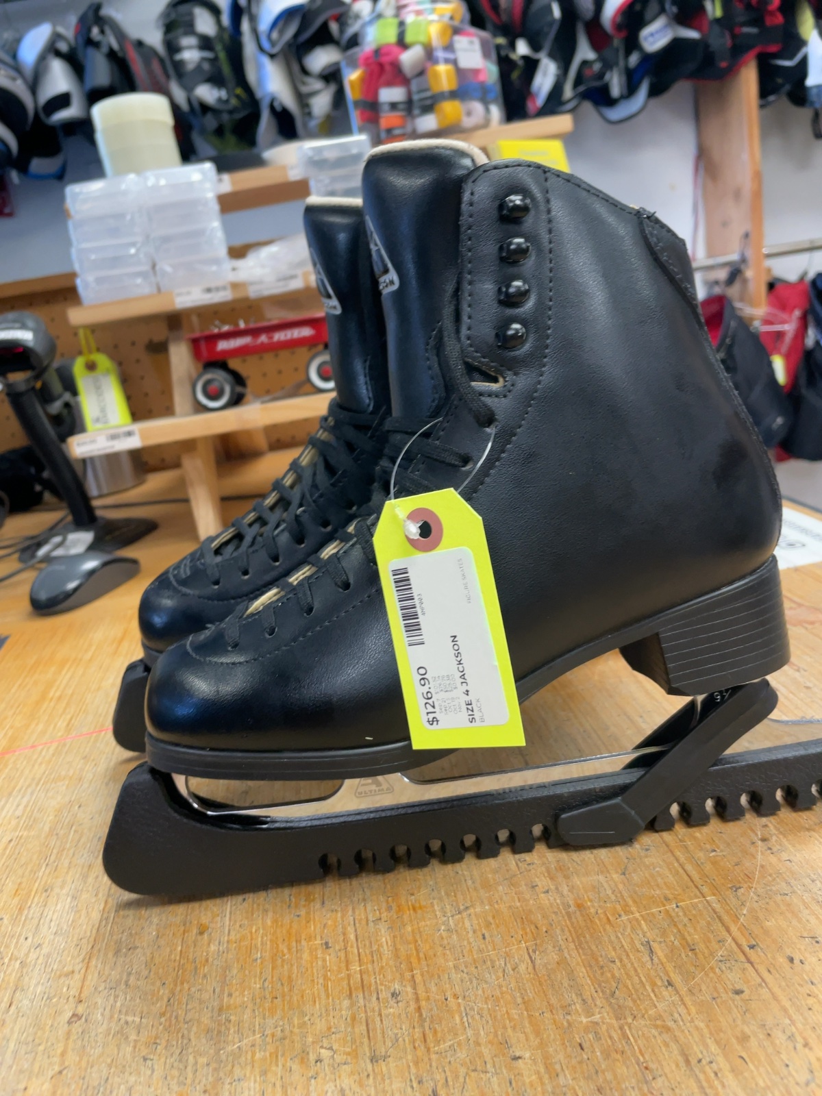 Jackson Size 4 Black Figure Skates