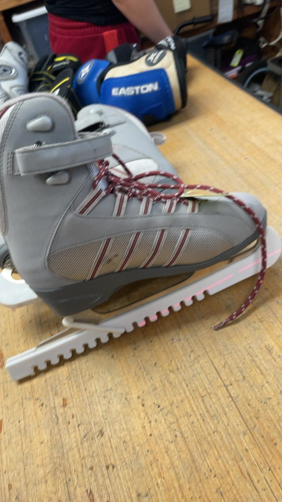 Jackson Softec Recreational Ice Skates Size 8