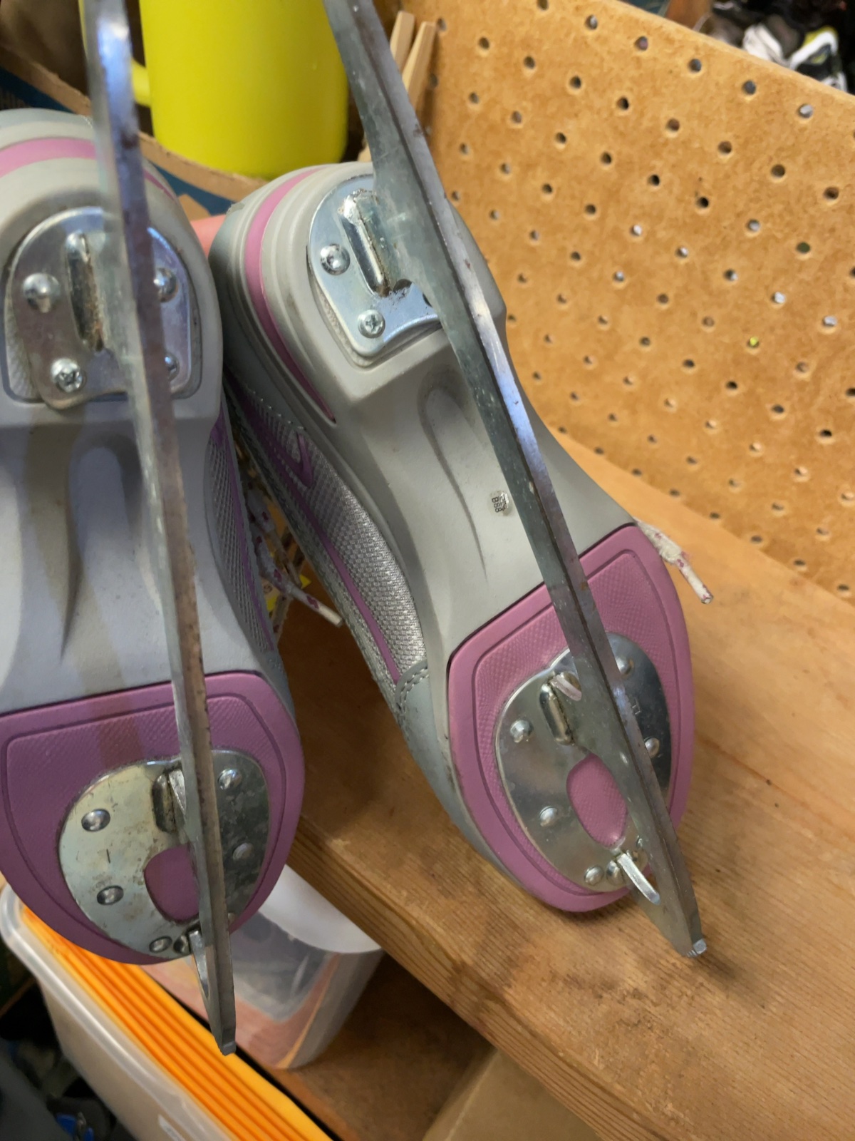 Jackson Softec Size 5 Figure Skates