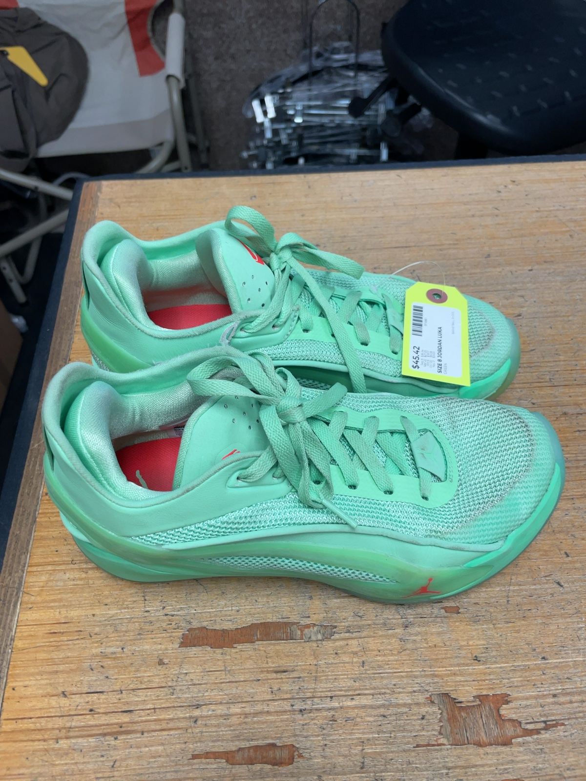 Jordan Luka Basketball Shoes - Size 8 - Green