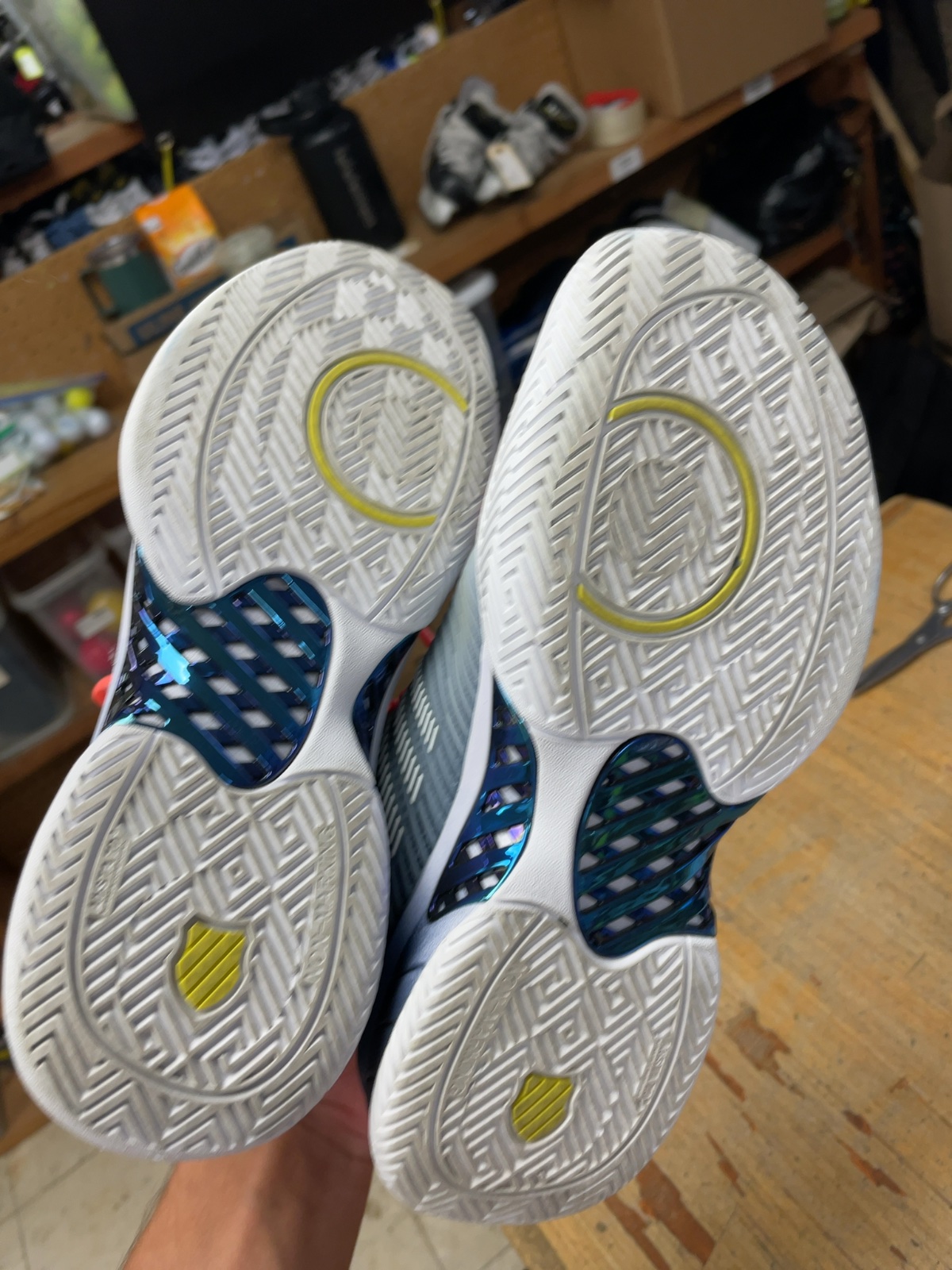 K-Swiss Lucky in Love Size 7.5 Tennis Shoes