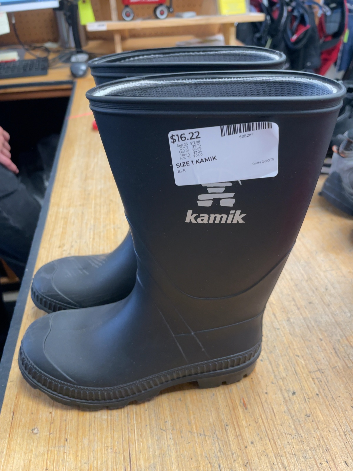 Kamik Rain Boots Size 1 Black