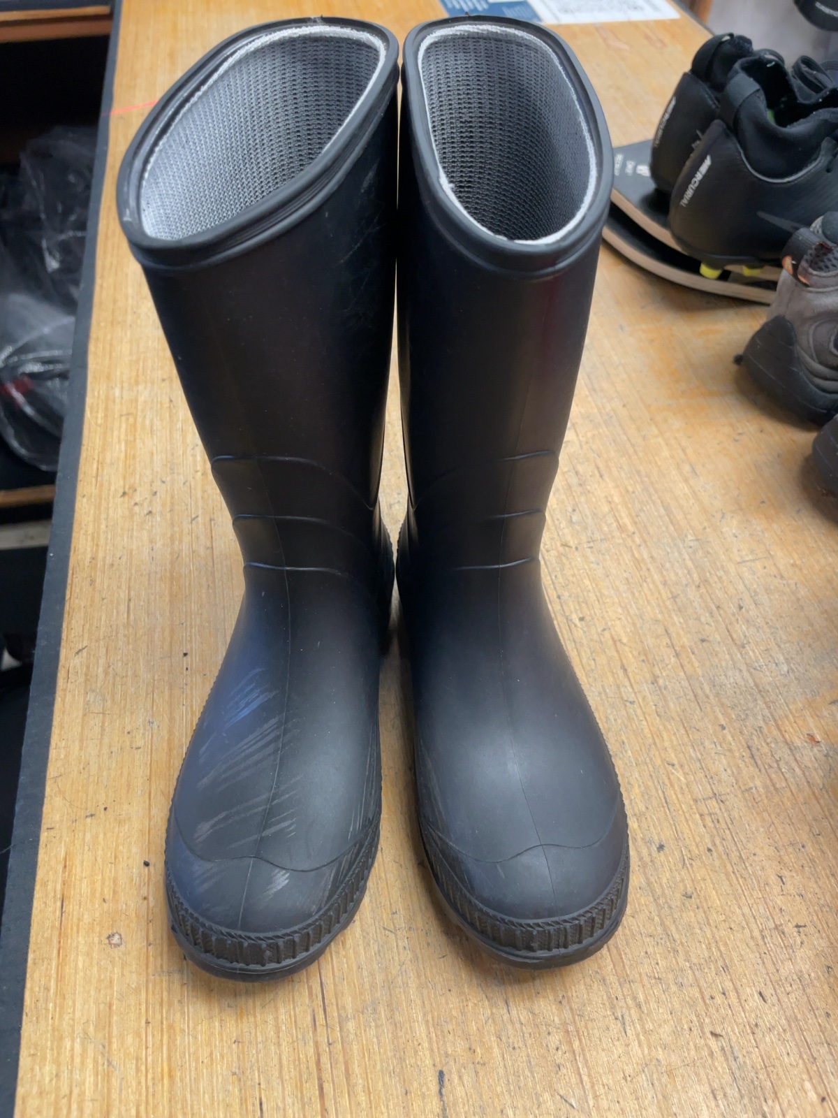 Kamik Rain Boots Size 1 Black