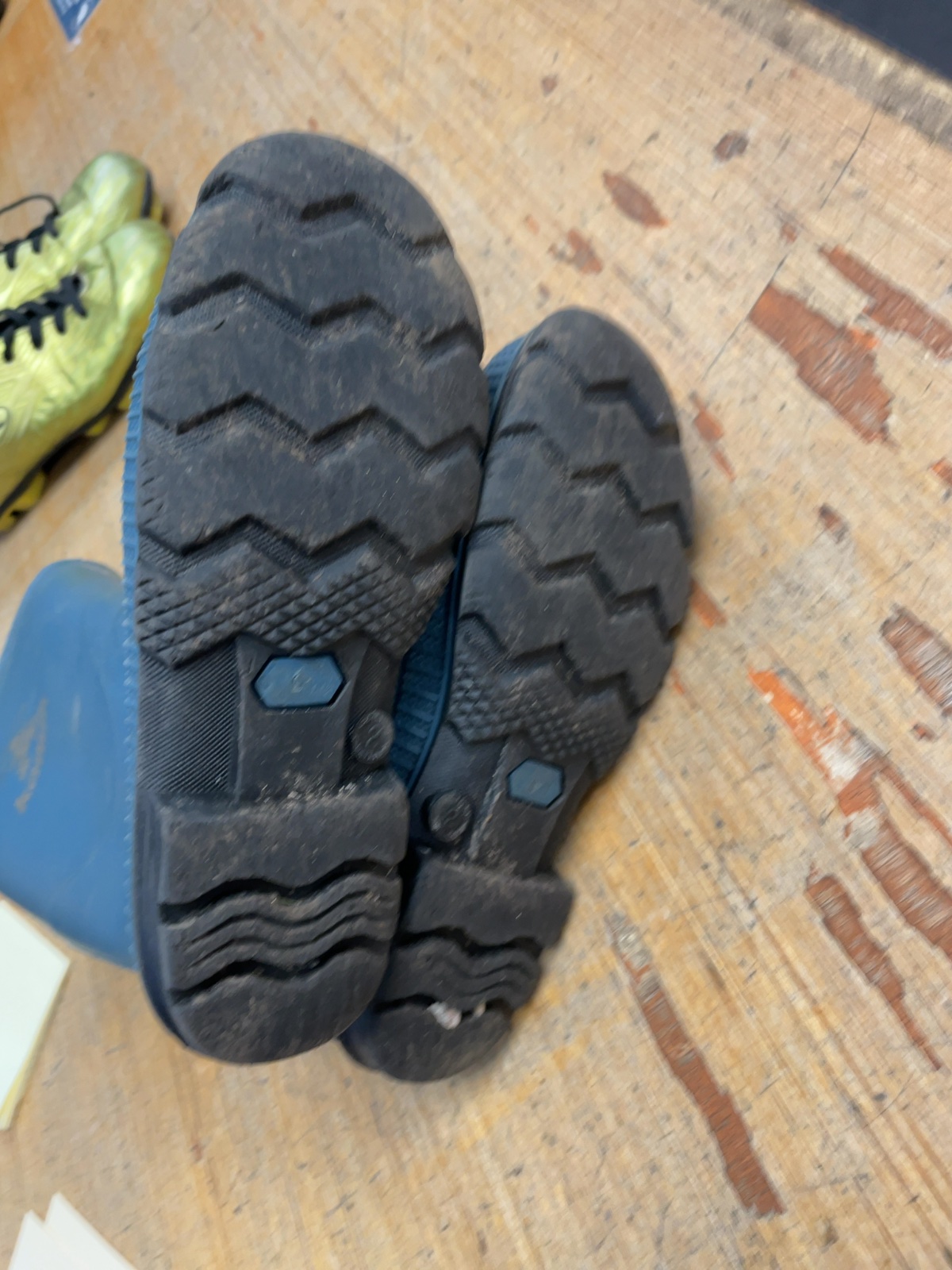 Kamik Rainboot Size 2 Blue