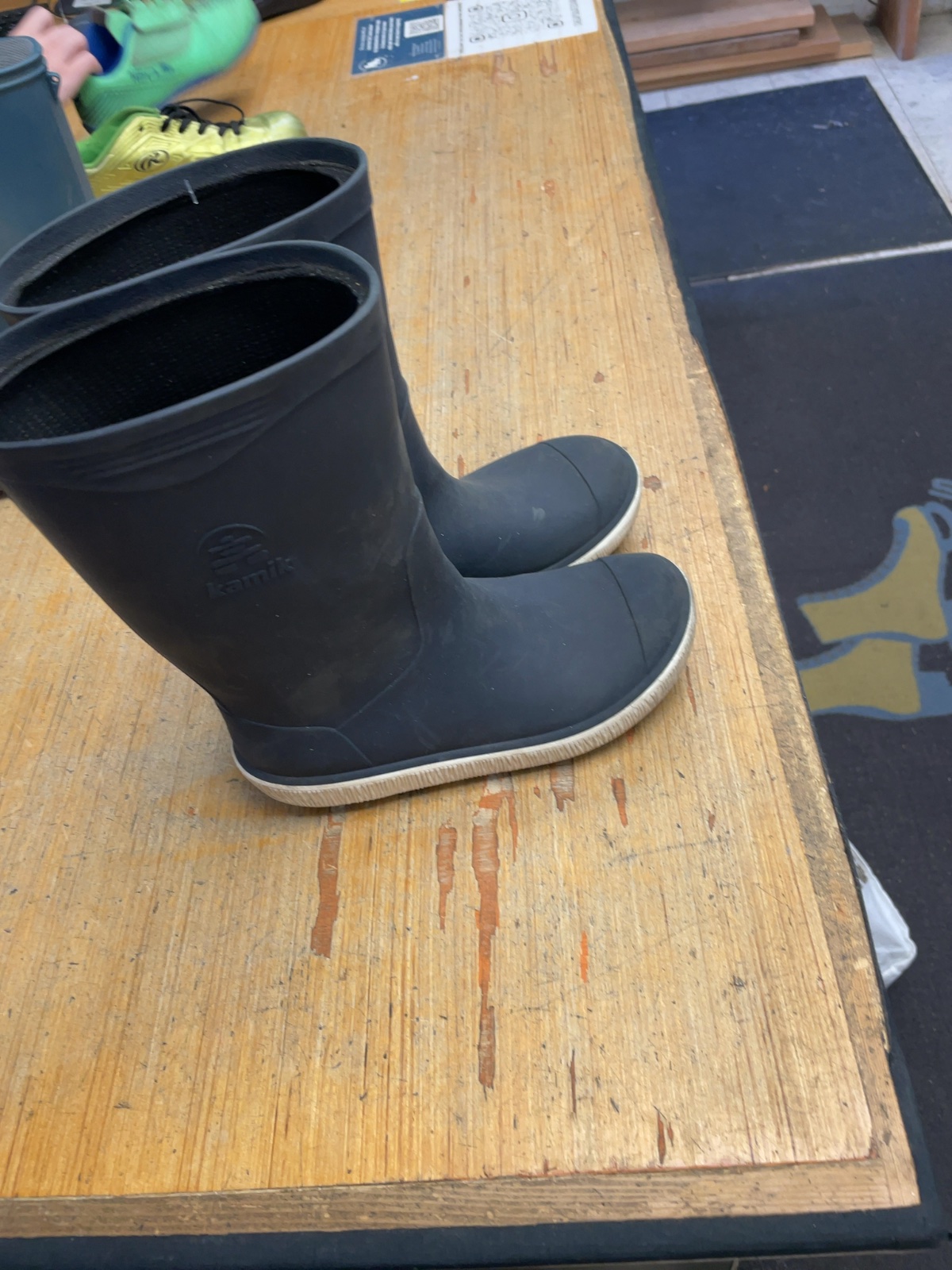 Kamik Rainboot Size 3 Navy
