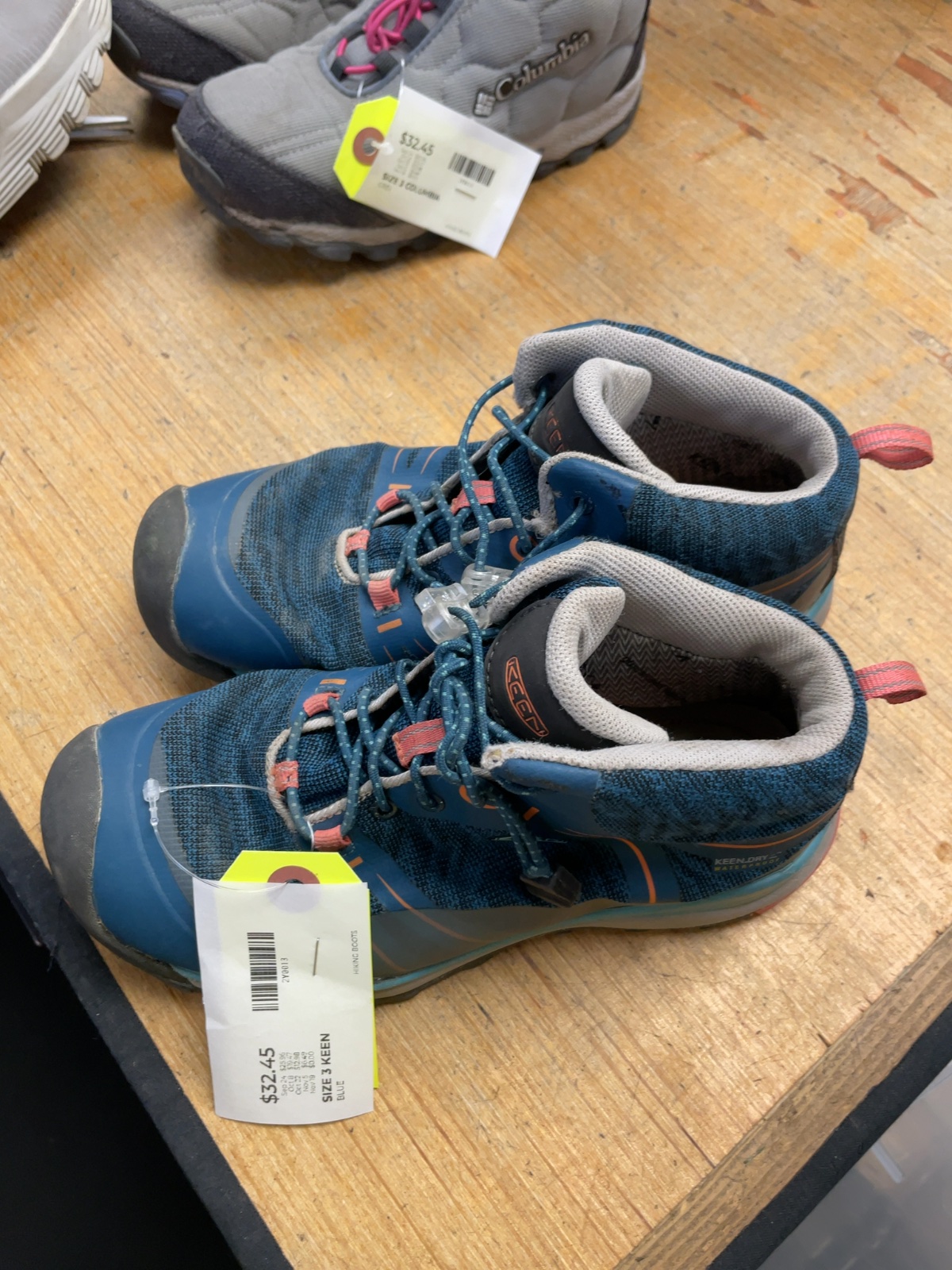 KEEN Hiking Boots Size 3 Blue
