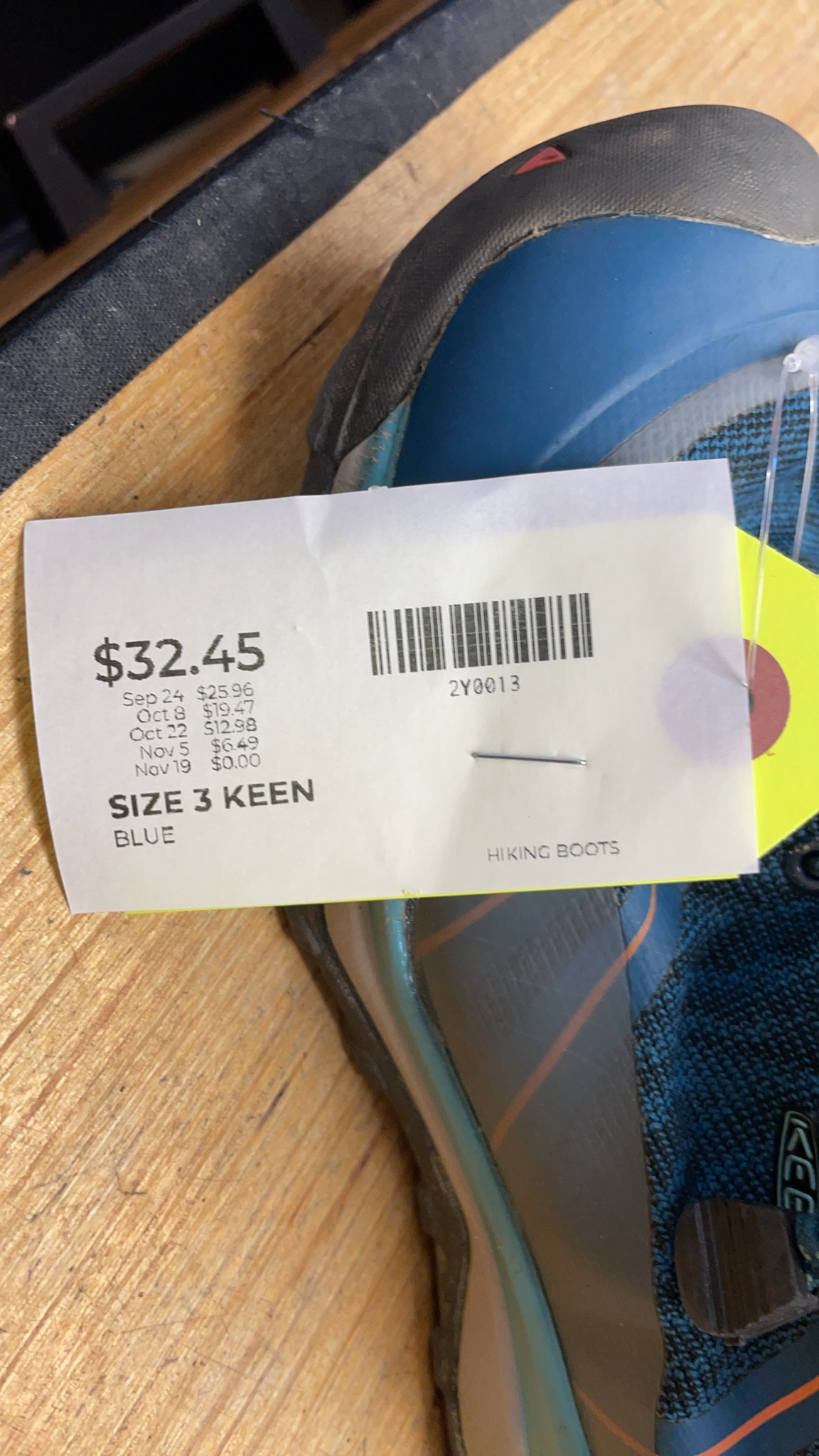 KEEN Hiking Boots Size 3 Blue