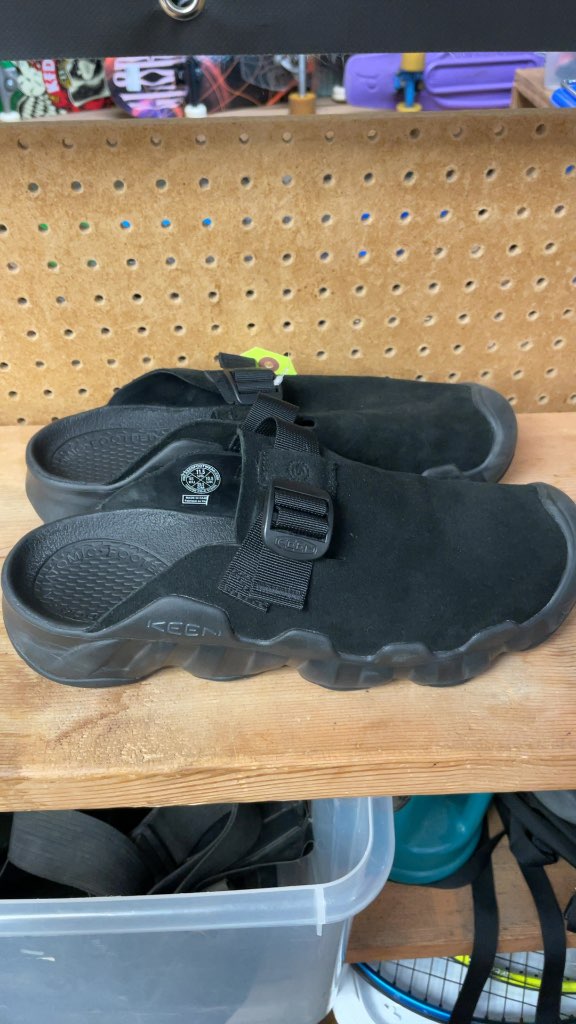 KEEN Men's Black Suede Clogs - Size 11.5