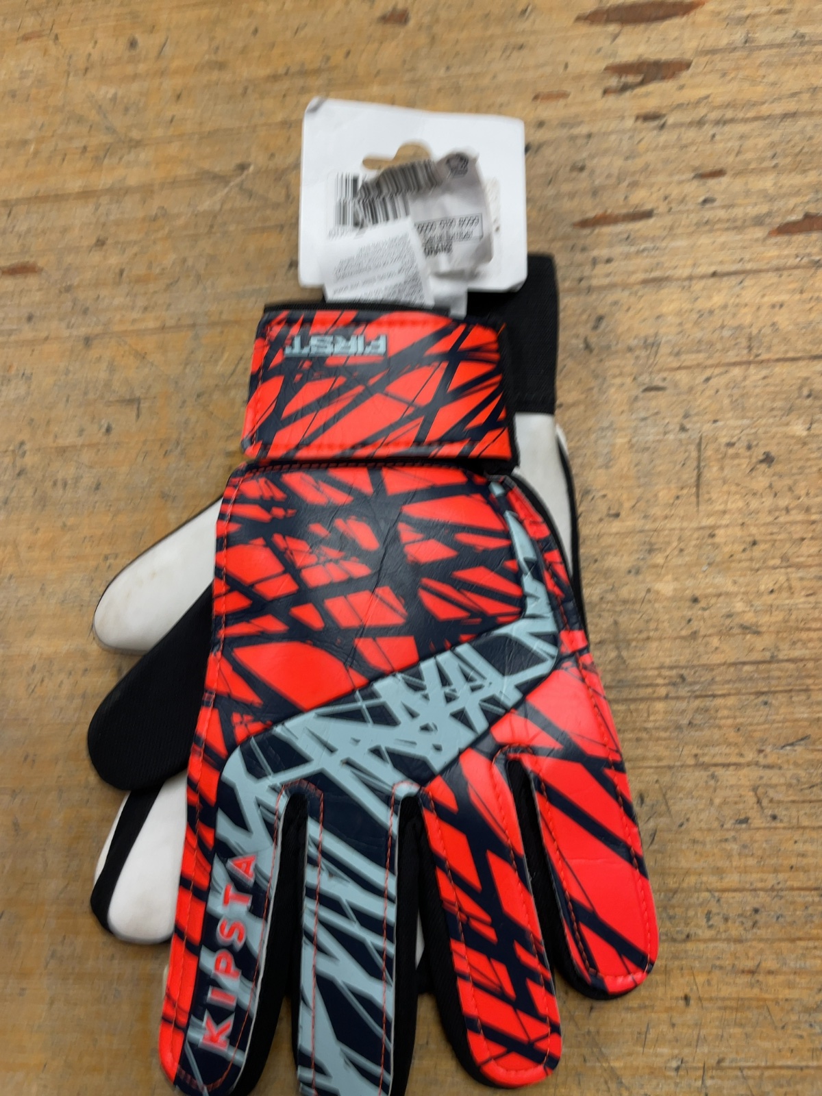 Kipsta First Size 7 Goalie Gloves Orange